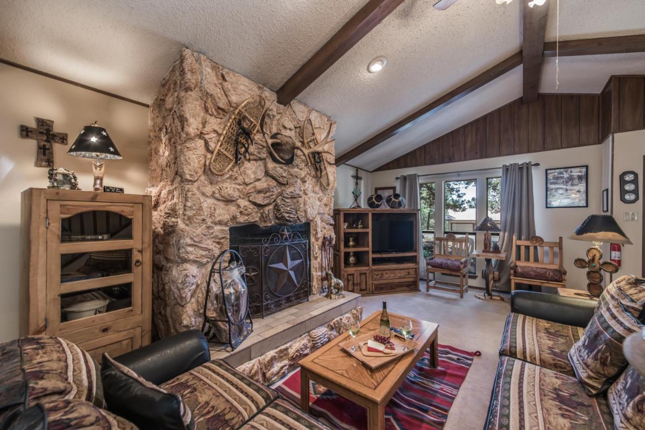 Cowboys, Indians And Outlaws Villa Ruidoso Exterior photo